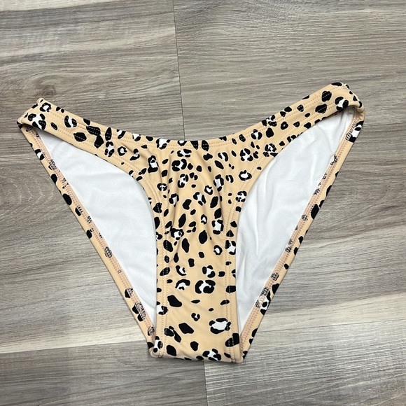 Xhilaration bathing suit bikini bottoms size small NWT - Picture 3 of 7